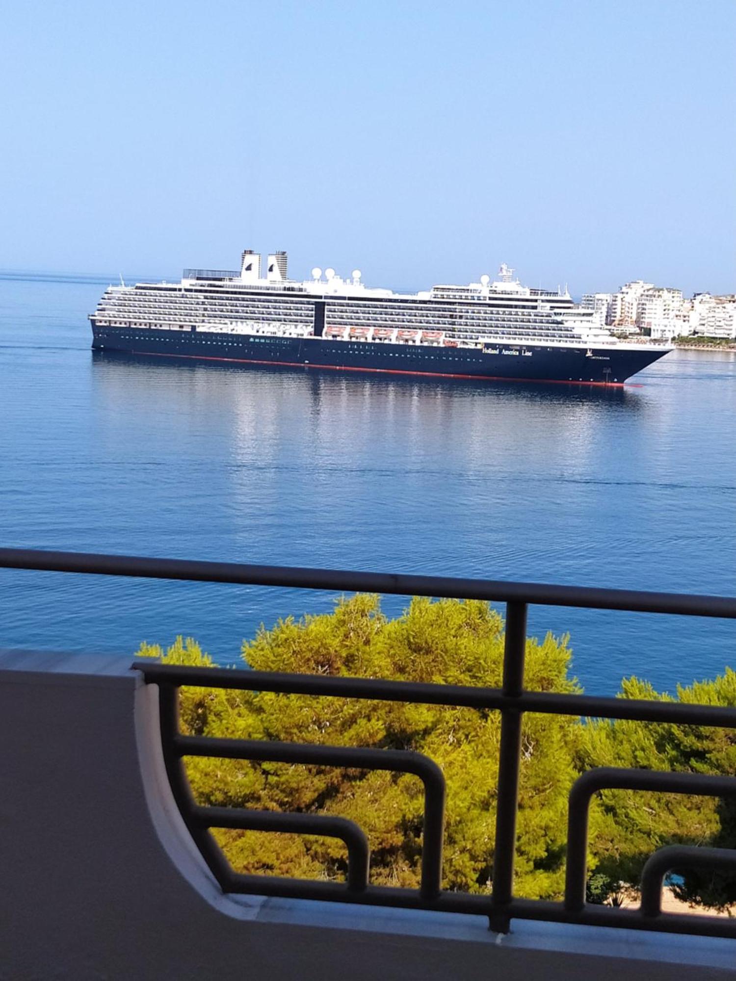 Hotel Chicago Sarandë Exteriör bild